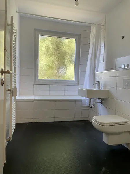 2 Zimmer Wohnung mit Balkon — photo 1